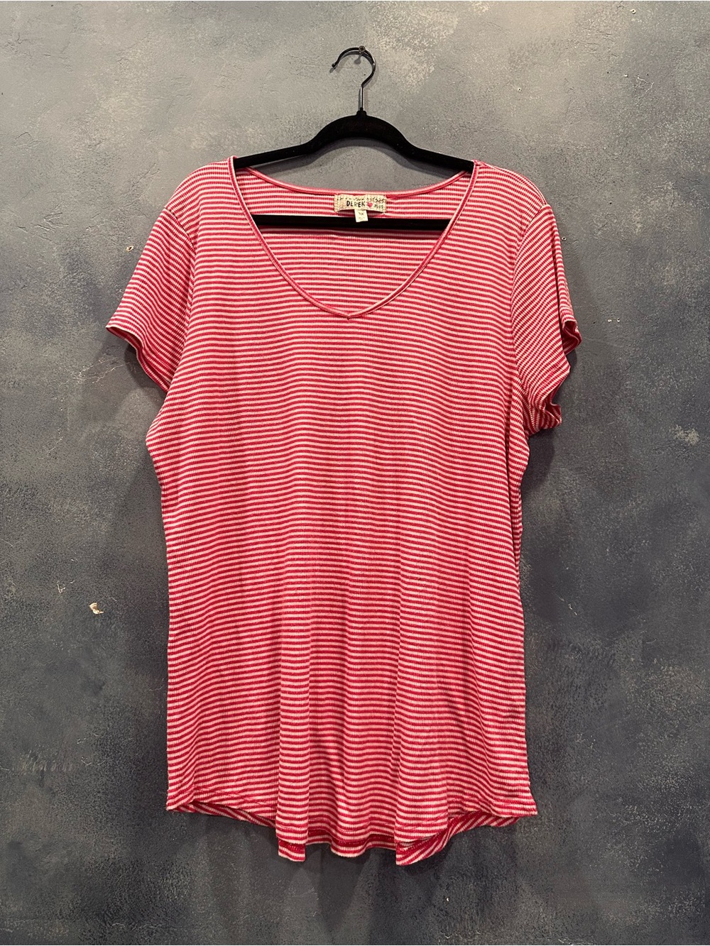 Derek Heart Pink & White Striped Short Sleeve V-Neck Tee